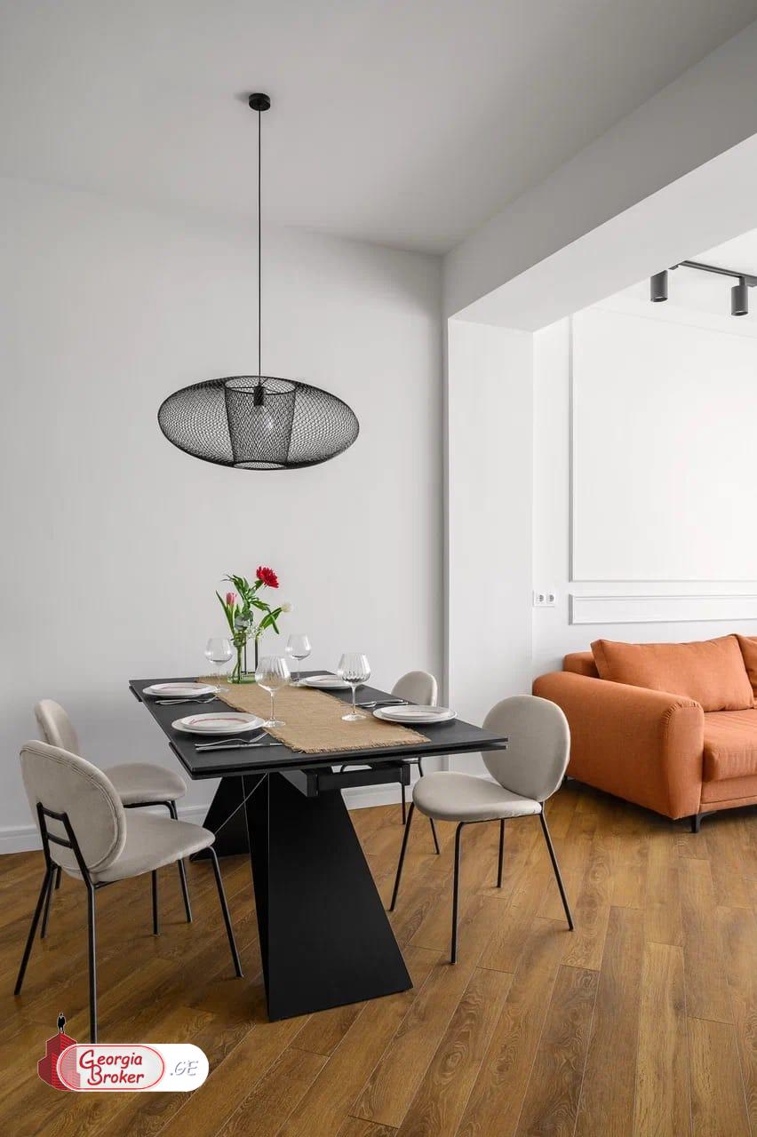 იყიდება ახალი გარემონტებული 2 ოთახიანი ბინა